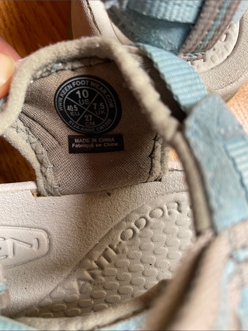 Keen Whisper Sandals - Picture 5 of 6